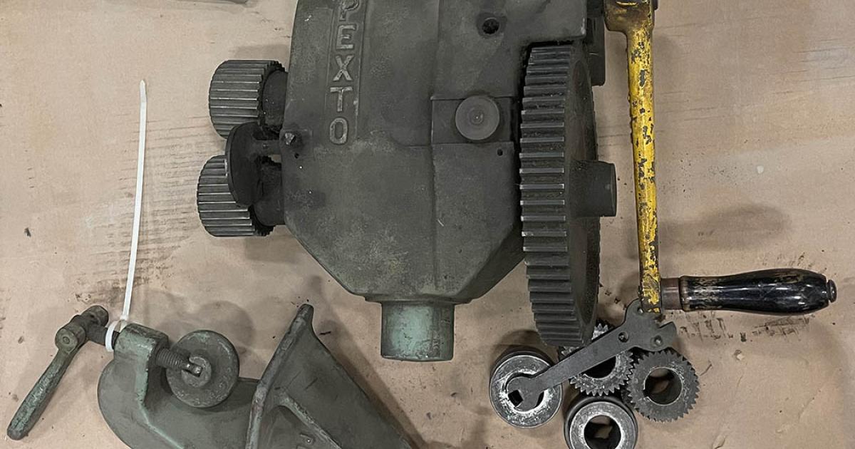 Pexto Rotary Model 0585 On Stand* | Gladwin Machinery